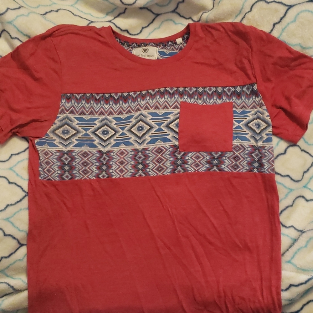 On The Byas red 1 pocket short sleeve tee-shirt